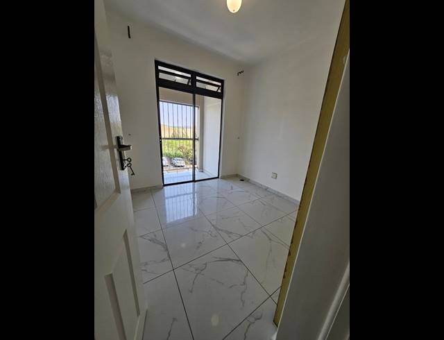 4 BEDROOM APARTMENT RENTED IN TINLEY MANOR